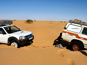 Wstentauglich - Saharatouren mit Gelndewagen oder Motorrder  Foto066 - .... mit allen Tricks